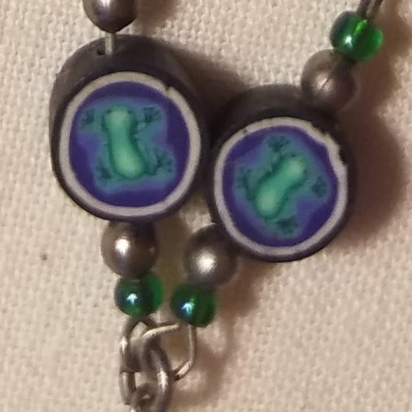 Frog Beaded Necklace Purple and Green Choker Dangle 🐸 - Picture 3 of 10